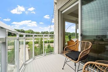 Screened balcony